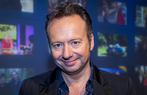 Hello goodbye-presentator Joris Linssen